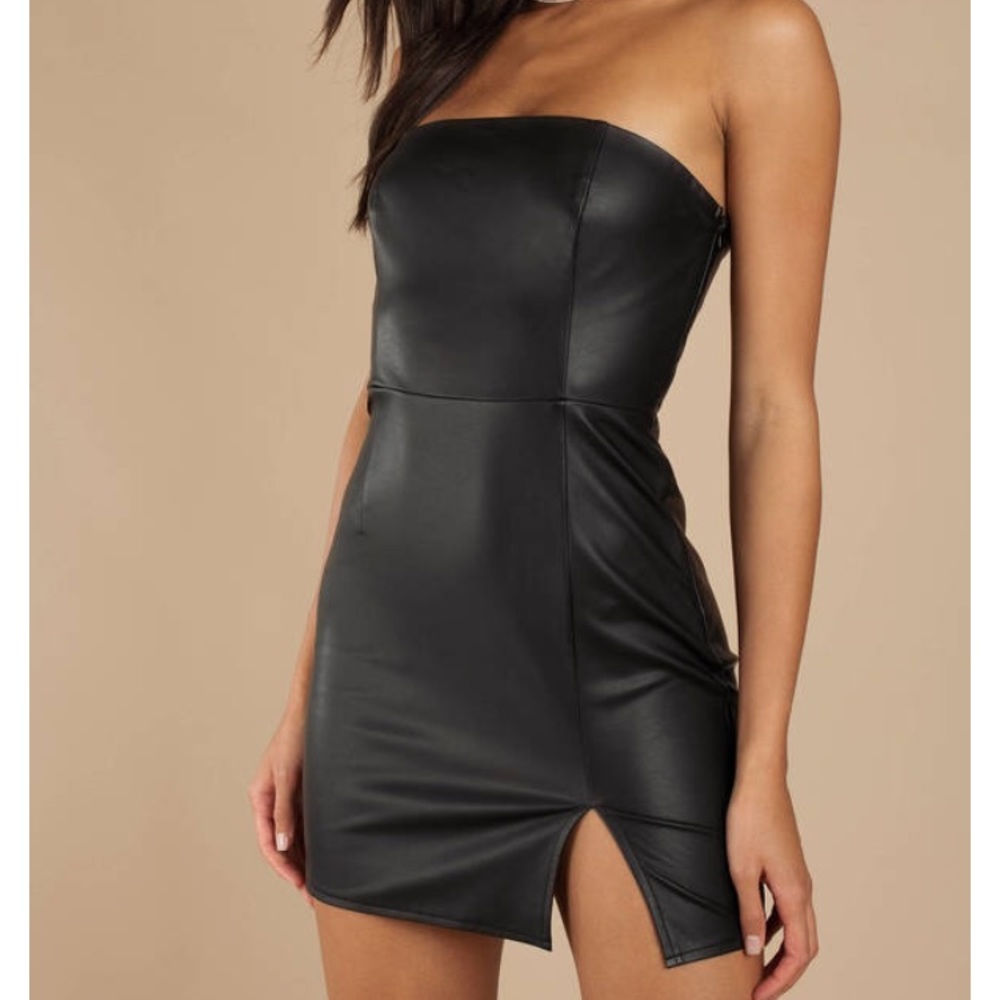 ❌SOLD❌Strapless Dress - Picture 1 of 4